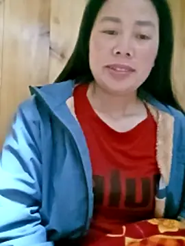 LyyChac online show from November 29, 2025, 10:10 pm