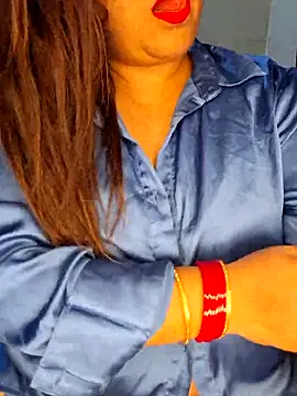 indian-hotmilfs online show from May 28, 2026, 10:26 pm