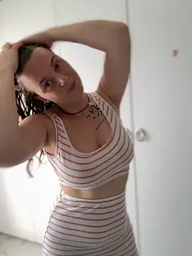 Snapshot of TenderLaGlamor chatting on September 10, 2025, 11:09 am TenderLaGlamor online show from September 10, 2025, 11:09 am