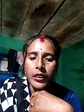 Snapshot of Arti13A chatting on June 18, 2026, 11:37 am Arti13A online show from June 18, 2026, 11:37 am