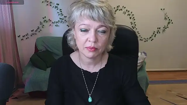 Snapshot of Rosette_Pricky chatting on June 7, 2026, 2:55 pm Rosette Pricky online show from June 7, 2026, 2:55 pm