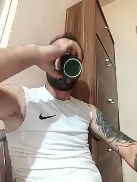 papichulo0099 online show from October 4, 2025, 2:02 am