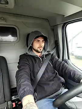 papichulo0099 online show from November 13, 2025, 7:12 am