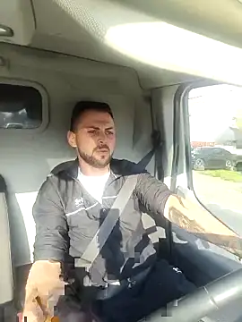 papichulo0099 online show from April 14, 2026, 5:56 am