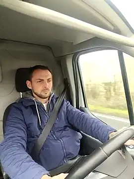 papichulo0099 online show from March 27, 2026, 6:44 am