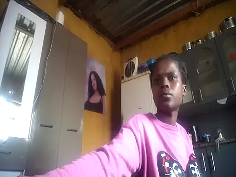 Caramelchick01 online show from November 18, 2025, 11:02 am