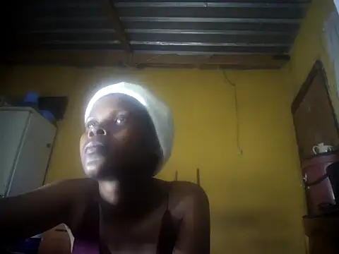 Caramelchick01 online show from September 9, 2025, 5:55 pm