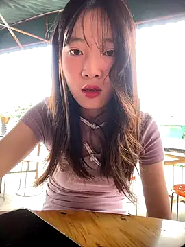 Snapshot of littleqiu chatting on October 3, 2025, 8:38 am littleqiu online show from October 3, 2025, 8:38 am