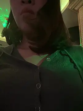 Snapshot of littleqiu chatting on April 12, 2026, 11:35 am littleqiu online show from April 12, 2026, 11:35 am