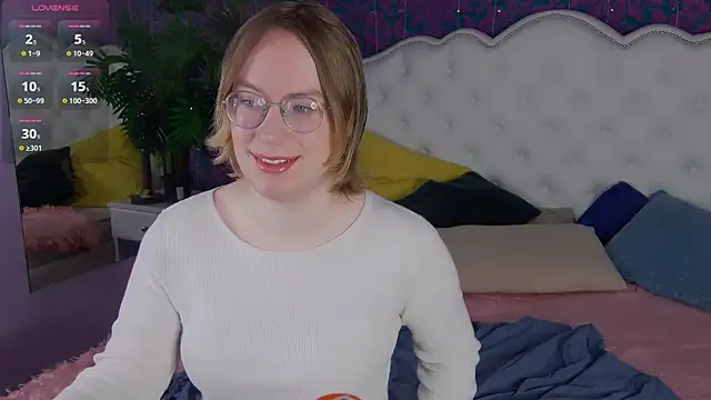 Amanda Butlerr online show from April 8, 2026, 11:01 am