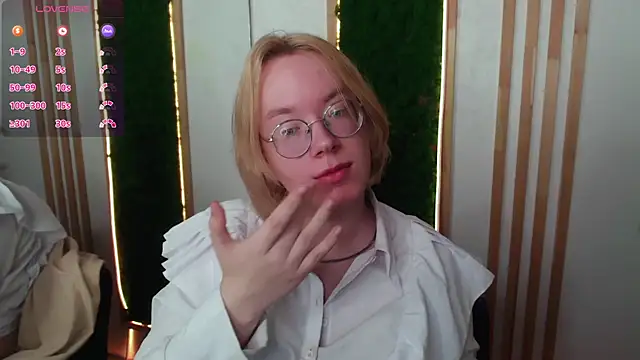 Snapshot of Amanda_Butlerr chatting on June 27, 2026, 12:22 pm Amanda Butlerr online show from June 27, 2026, 12:22 pm