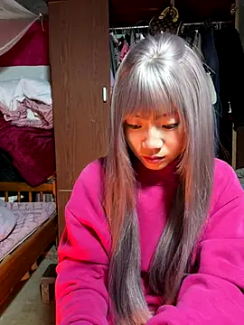 AAANINE22 online show from October 2, 2025, 2:20 pm