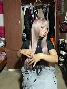 AAANINE22 online show from September 17, 2025, 9:55 am