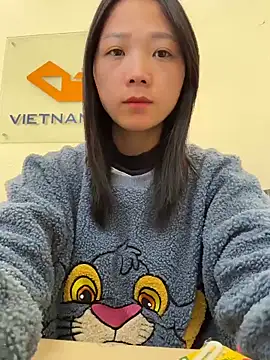 thaoyeuuu online show from November 26, 2025, 2:22 am