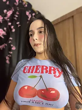 Scarlett05 online show from May 25, 2026, 2:11 am