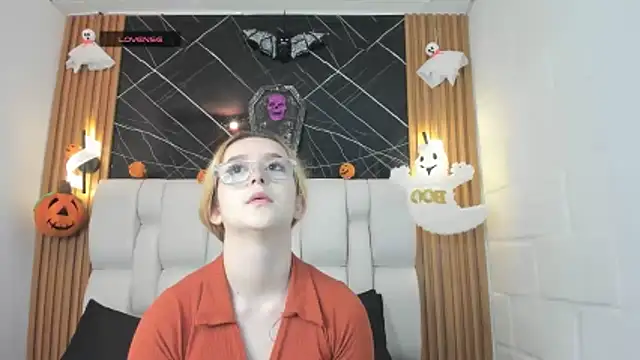 Snapshot of kristal_joi_dl chatting on October 26, 2025, 1:44 pm kristal joi dl online show from October 26, 2025, 1:44 pm