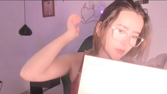 Snapshot of kristal_joi_dl chatting on October 6, 2025, 12:28 pm kristal joi dl online show from October 6, 2025, 12:28 pm