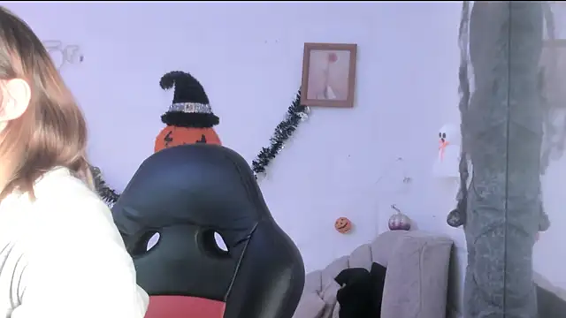 Snapshot of kristal_joi_dl chatting on October 11, 2025, 12:06 pm kristal joi dl online show from October 11, 2025, 12:06 pm