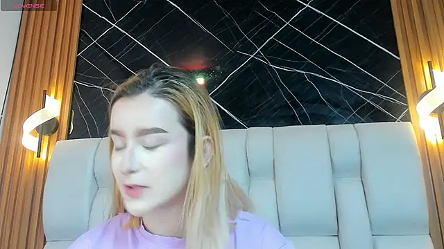 Snapshot of kristal_joi_dl chatting on November 6, 2025, 12:42 pm kristal joi dl online show from November 6, 2025, 12:42 pm