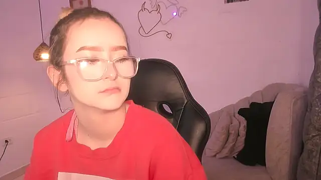 Snapshot of kristal_joi_dl chatting on September 15, 2025, 12:38 pm kristal joi dl online show from September 15, 2025, 12:38 pm