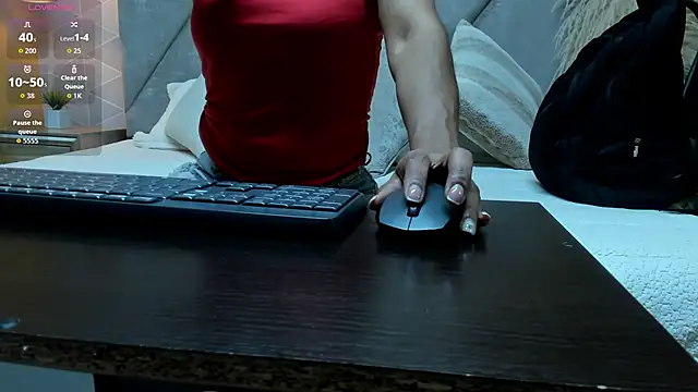 Brunnette Sensation online show from December 15, 2025, 8:14 pm