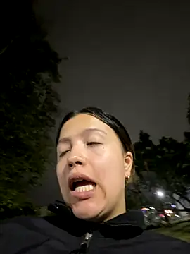 Snapshot of destiny69col chatting on October 9, 2025, 1:28 am destiny69col online show from October 9, 2025, 1:28 am