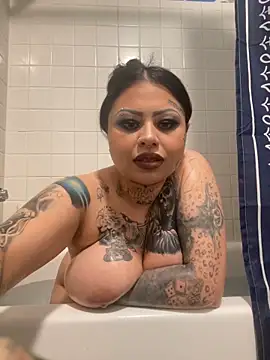 Snapshot of chicanachic13 chatting on September 21, 2025, 2:17 am chicanachic13 online show from September 21, 2025, 2:17 am