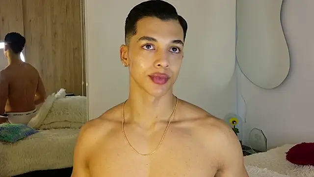 Snapshot of Troye_Williams chatting on April 15, 2026, 11:05 am Troye Williams online show from April 15, 2026, 11:05 am