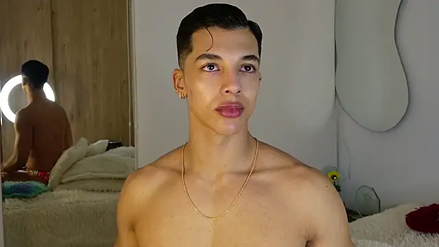 Snapshot of Troye_Williams chatting on April 16, 2026, 10:49 am Troye Williams online show from April 16, 2026, 10:49 am