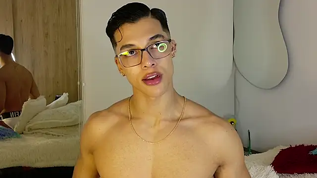 Snapshot of Troye_Williams chatting on April 11, 2026, 11:41 pm Troye Williams online show from April 11, 2026, 11:41 pm