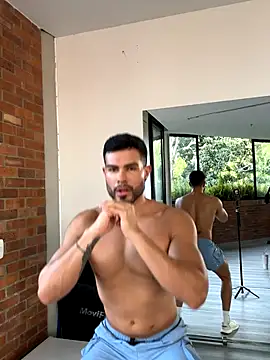 ZarekFox online show from November 17, 2025, 9:30 pm