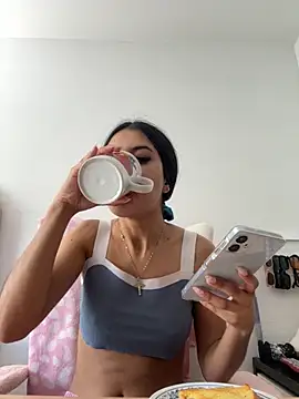 Victoria alson online show from September 23, 2025, 2:24 pm