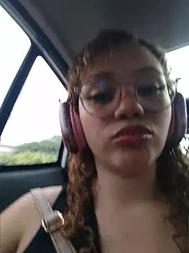 Snapshot of SirenRouge_69 chatting on May 16, 2026, 7:35 pm SirenRouge 69 online show from May 16, 2026, 7:35 pm