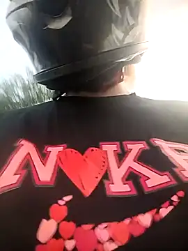 SirenRouge 69 online show from September 17, 2025, 9:39 pm