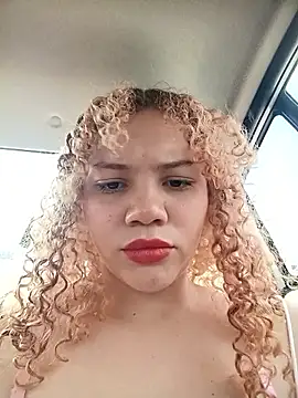 SirenRouge 69 online show from September 18, 2025, 8:01 pm