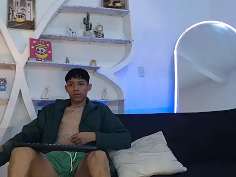 BEAUTY BOYS1 online show from September 9, 2025, 7:18 am