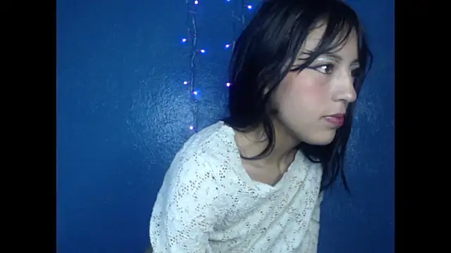 Snapshot of Afrodita_777750 chatting on September 12, 2025, 1:33 pm Afrodita 777750 online show from September 12, 2025, 1:33 pm