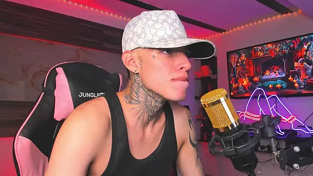 conor 2004 online show from December 2, 2025, 3:30 am