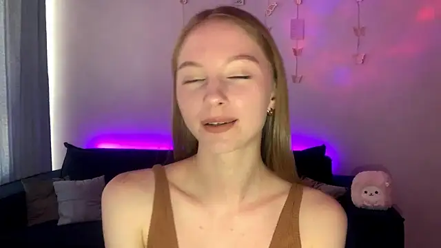 BrightAnnie online show from September 14, 2025, 1:00 pm