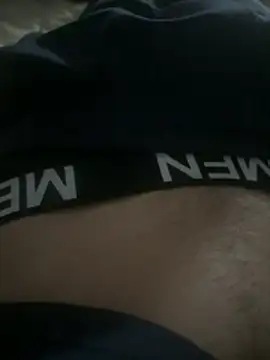 leuleu33 online show from March 5, 2026, 12:46 pm