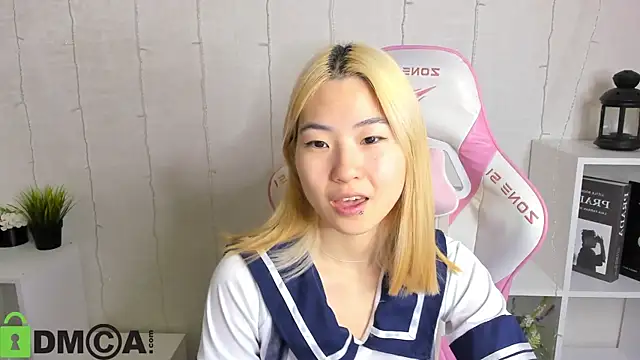 Aisi 18 online show from November 15, 2025, 12:25 am