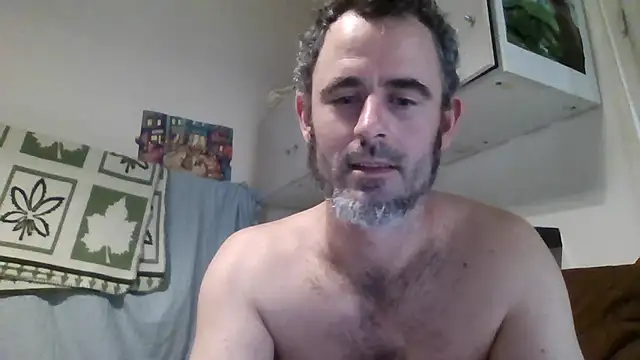 whatYwantMorrre online show from December 3, 2025, 10:58 am