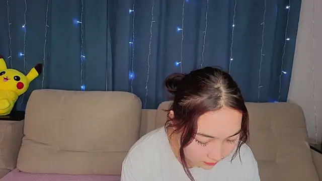 Snapshot of ColettaMejias chatting on December 18, 2025, 8:12 pm ColettaMejias online show from December 18, 2025, 8:12 pm