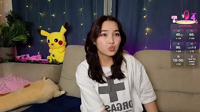 Snapshot of ColettaMejias chatting on November 12, 2025, 8:45 pm ColettaMejias online show from November 12, 2025, 8:45 pm