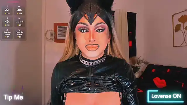 MeduzaCampbell online show from November 3, 2025, 11:03 am