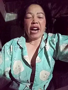 Snapshot of _Helala_ chatting on February 27, 2026, 11:26 pm Helala online show from February 27, 2026, 11:26 pm