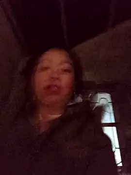 Snapshot of _Helala_ chatting on November 28, 2025, 8:53 pm Helala online show from November 28, 2025, 8:53 pm