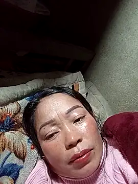 Snapshot of _Helala_ chatting on February 1, 2026, 3:10 pm Helala online show from February 1, 2026, 3:10 pm