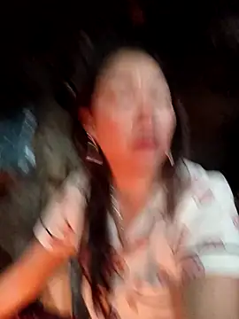 Snapshot of _Helala_ chatting on December 15, 2025, 12:05 am Helala online show from December 15, 2025, 12:05 am