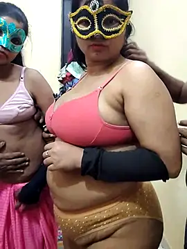 Hot modal online show from December 19, 2025, 5:26 pm